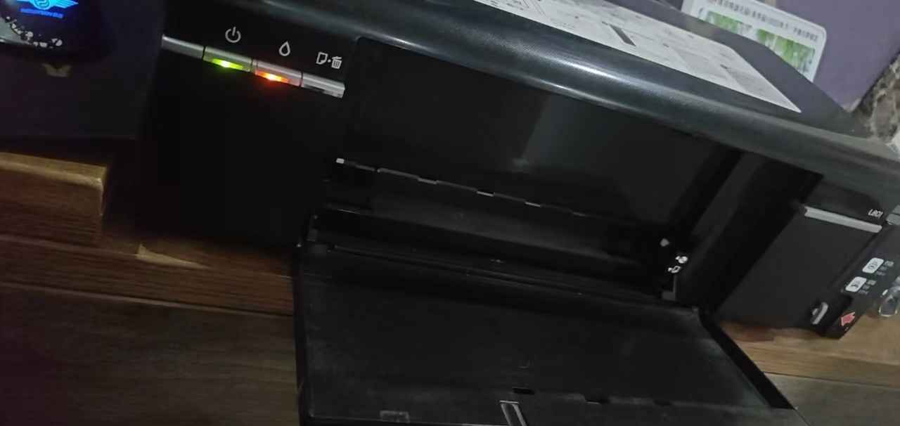 爱普生L800打印机墨水灯亮墨水量重置墨盒加墨水不识别